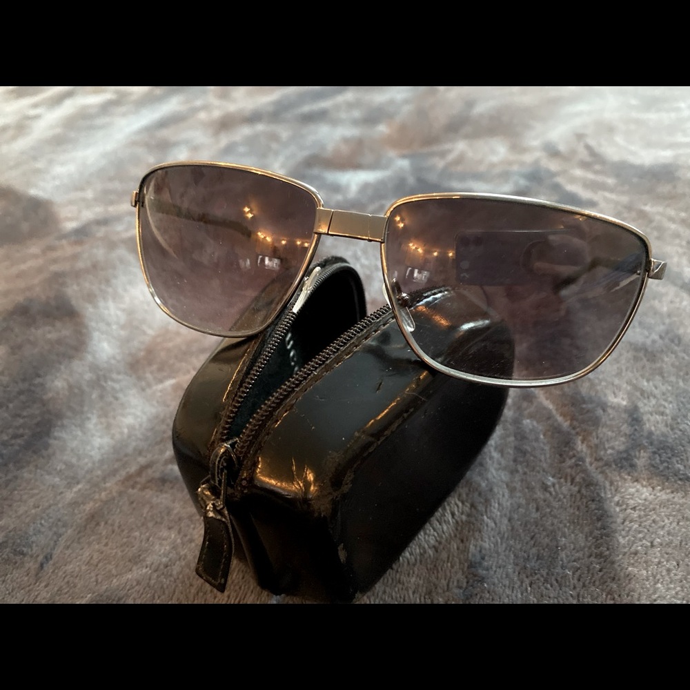 Gucci aviator sunglasses (folding)